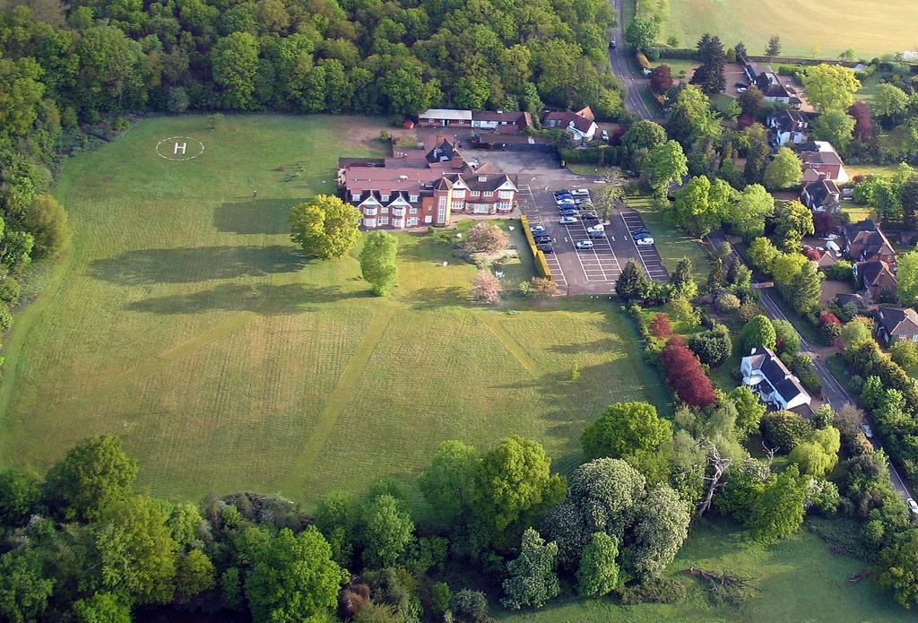 Grovefield House Hotel Slough Exterior foto