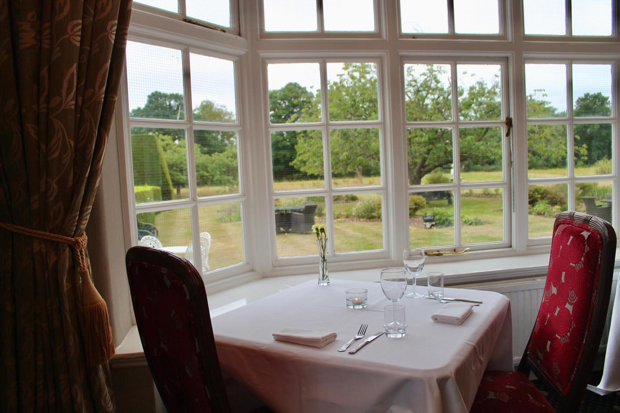 Grovefield House Hotel Slough Exterior foto