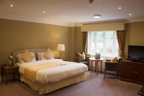 Grovefield House Hotel Slough Exterior foto